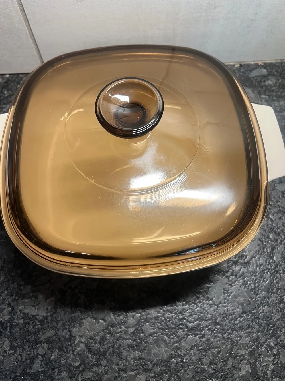 Corningware ABUNDANCE White Casserole Dish with Amber Glass Lid 2 ltr. A-2-B